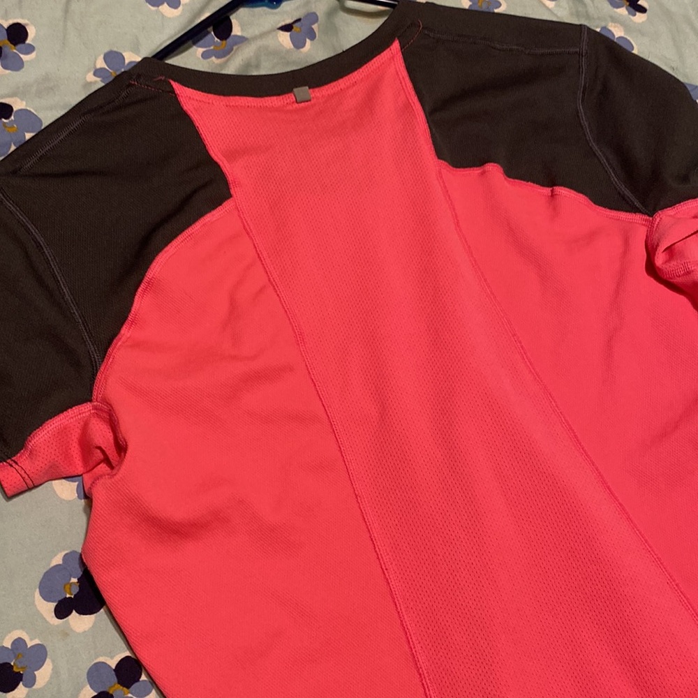Nike Pink Dri Fit Running Shirt - Picture 5 of 9